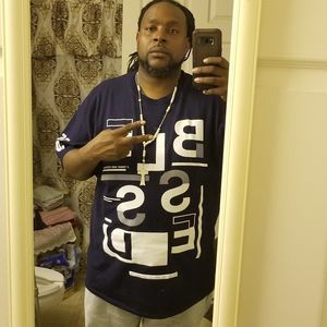 Meet your Posher, Derrick